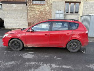 hyundai i30 i30 sw 1.6 crdi lounge***prix export***