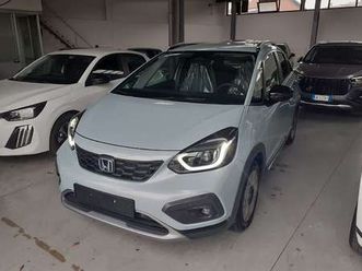 1.5 hev crosstar advance ecvt 122cv nuova