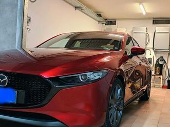 mazda 3 rossa 2.0 122cv