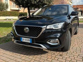 mg hs 1.5 turbo 170 cv. 2023