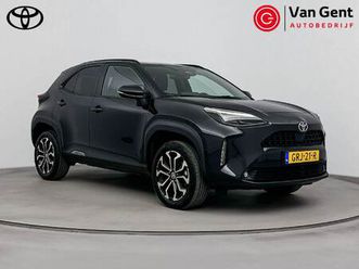 toyota yaris cross 1.5 hybrid 115 first edition | apple carplay / android auto | keyless | adaptive cruise | clima | camera | full led | 17 inch | privacy glas