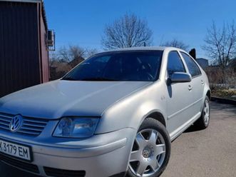 volkswagen bora 2000