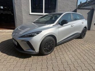 4 standard mit led/acc/klimaauto.