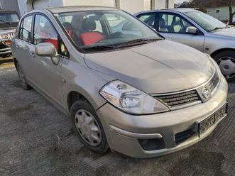 nissan tiida 1,6