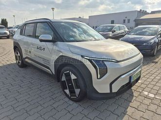 kia ev3 58,3kwh earth plus earth plus dwp top sr my25 ivory silver