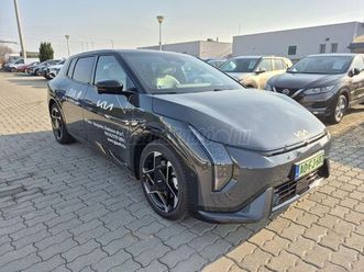 kia ev4 81,4kwh gt line demo autó. téli gumival