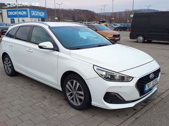 hyundai i30 kombi 1.6crdi style 2019, 184.000km