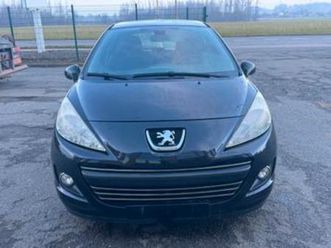 ② peugeot 207 1.4 essence airco — peugeot — 2ememain