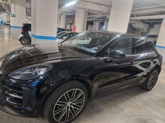 porsche macan 2.0 anno 2021 benzina 180 kw
