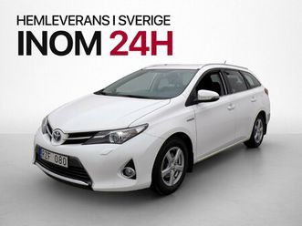 toyota auris touring sports hybrid e-cvt, 136hk, 2013