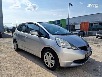 honda jazz 1.4 bencin-avtomatska klima-el.stekla.-cent.zaklep