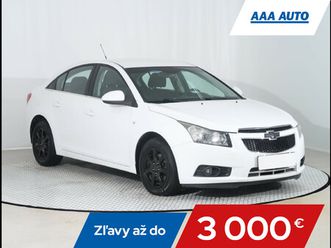 chevrolet cruze 2.0 vcdi, klíma, tempomat