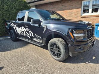 5,0 v8 stx 4x4 crewcab 700km neuwertig