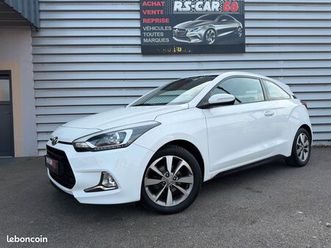 hyundai i20 ii coupé 1.4 100 intuitive excellent état garantie 1an