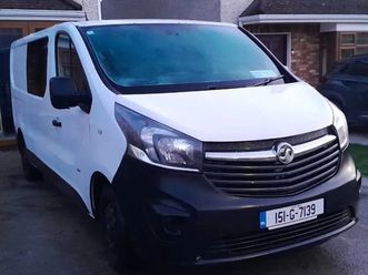 vauxhall vivaro crew cab van