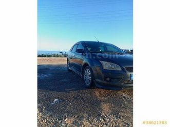 sahibinden ford focus 1.6 collection 2006 model elaziğ 331.220 km lacivert - 38621383 | arabam.com