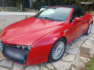 coupé cabriolet alfa roméo rouge