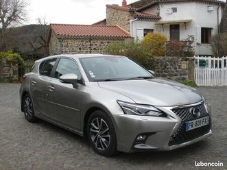 superbe lexus ct 200h luxe hybride 2020