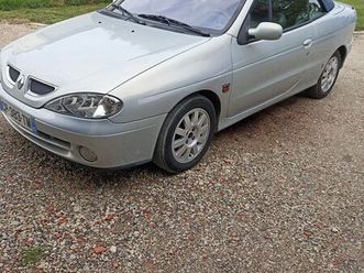 voiture mégane cabriolet