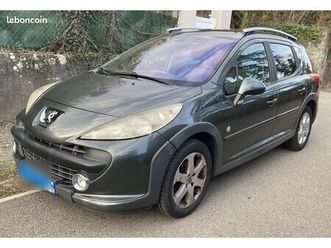 peugeot 207 sw outdoor toit panoramique