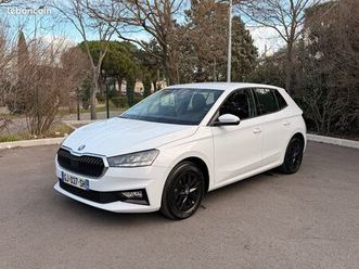skoda fabia 1.0 tsi 95 ch bvm5 ambition