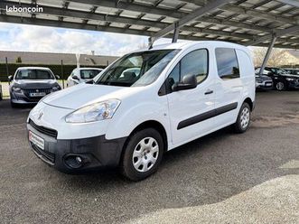 peugeot partner l1 1.6 e-hdi fap - 90ch pack cd clim nav attelage - 176900 kilomètres