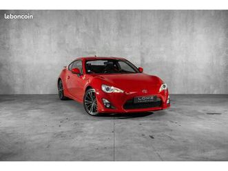 toyota gt86 200 ch - boite manuelle - rouge pure - seconde main - carnet & suivi complet