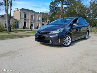 toyota prius plus skyview 2020