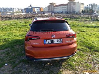 sahibinden fiat egea cross 1.4 fire street 2023 model kocaeli 62.000 km turuncu - 38616089 | arabam.com