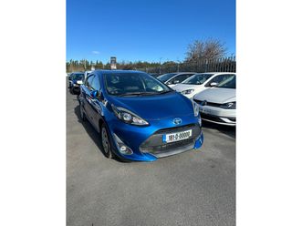 2018 toyota aqua hybrid luxury