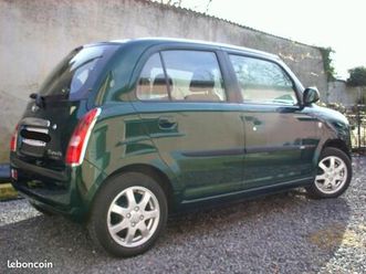 daihatsu trevis 4cv citadine pratique et économique style retro, clim verrouillage auto, vitres av ar élec, isofix..