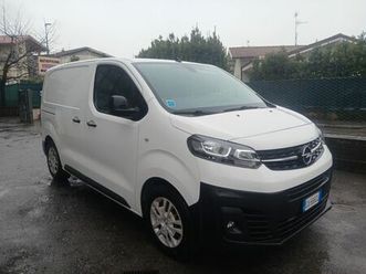 opel vivaro 1.5 diesel 100 cv 3 posti anteriori 2020