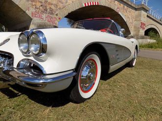 oldtimer chevrolet corvette c1 1958
