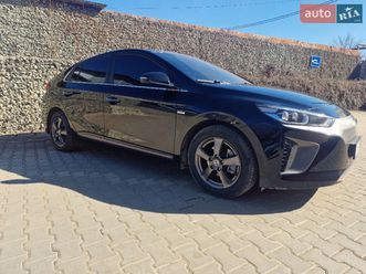 hyundai ioniq electric 2017