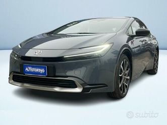 toyota prius 2.0 phev active