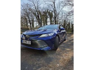 toyota camry 2.5 hybrid executive cvt