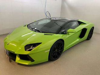 aventador roadster 6.5i v12 lp700-4