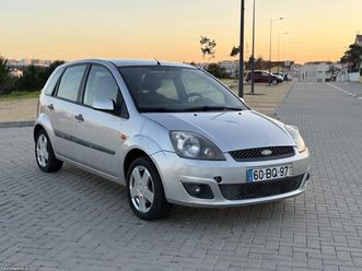 ford fiesta 1.2 (gasolina) maio/06