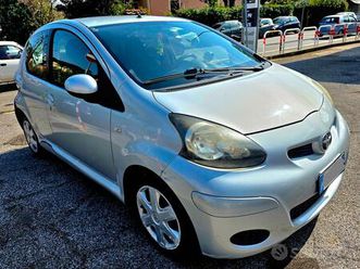 toyota aygo 1.0 12v vvt-i 5 porte