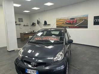 toyota aygo 1.0 12v vvt-i 5 porte sol connect red