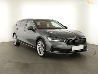 skoda superb 2.0 tdi, laurinklement, head up za 38 400 €