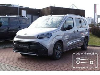 1.5l diesel 130 - 6 mt family 7s passenger lwb