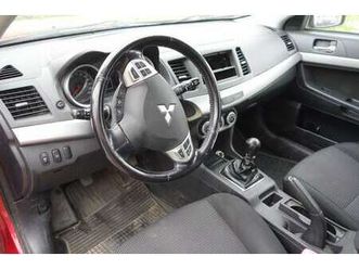 mitsubishi lancer carisma hb