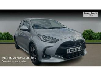 toyota yaris design hatchback's 1.5 vvt-h design e-cvt euro 6 (start/stop) 5dr