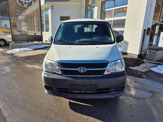 toyota hi ace hiace 2,5 d-4d 120 4wd kurz transporter / kastenwagen