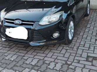 hier steht zum verkauf ford focus motor 1,...