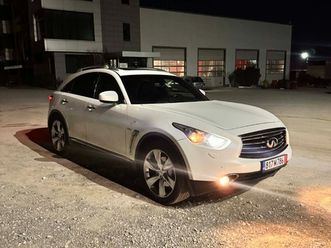 infiniti qx70 3.0d , 238u043aс. 13,000 eur