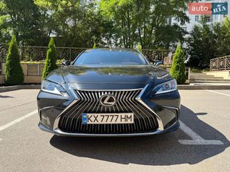 lexus es 2019