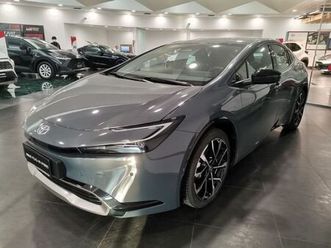toyota prius 2.0 phev lounge nuova a curno