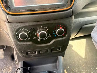 dacia lodgy stepway versione brave